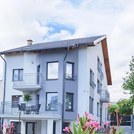 Silver Eden Apartments Cluj-Napoca Luaran gambar