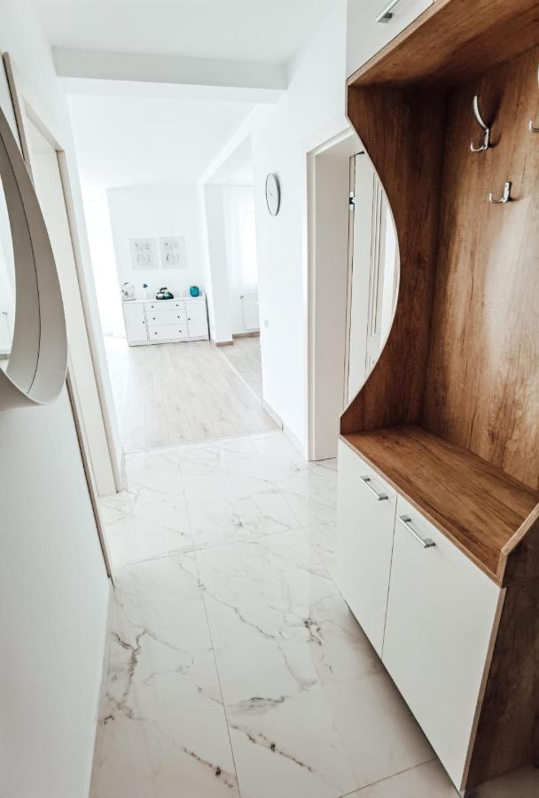 Silver Eden Apartments Cluj-Napoca Luaran gambar